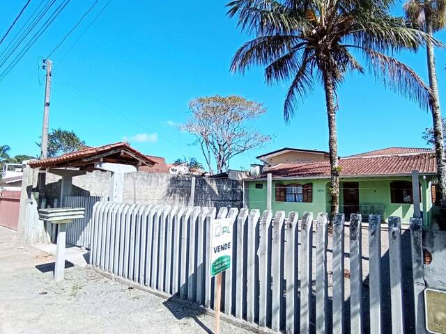 #460 - Casa para Venda em Itapoá - SC - 2