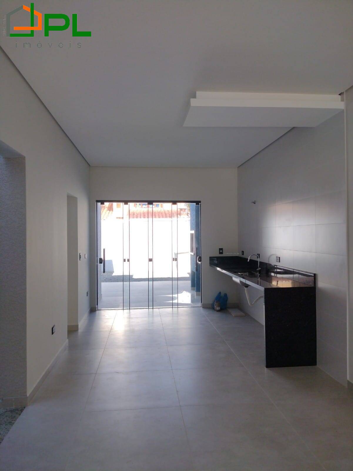 Casa à venda com 3 quartos, 97m² - Foto 9