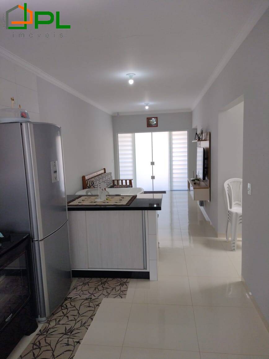 Casa à venda com 3 quartos, 89m² - Foto 9