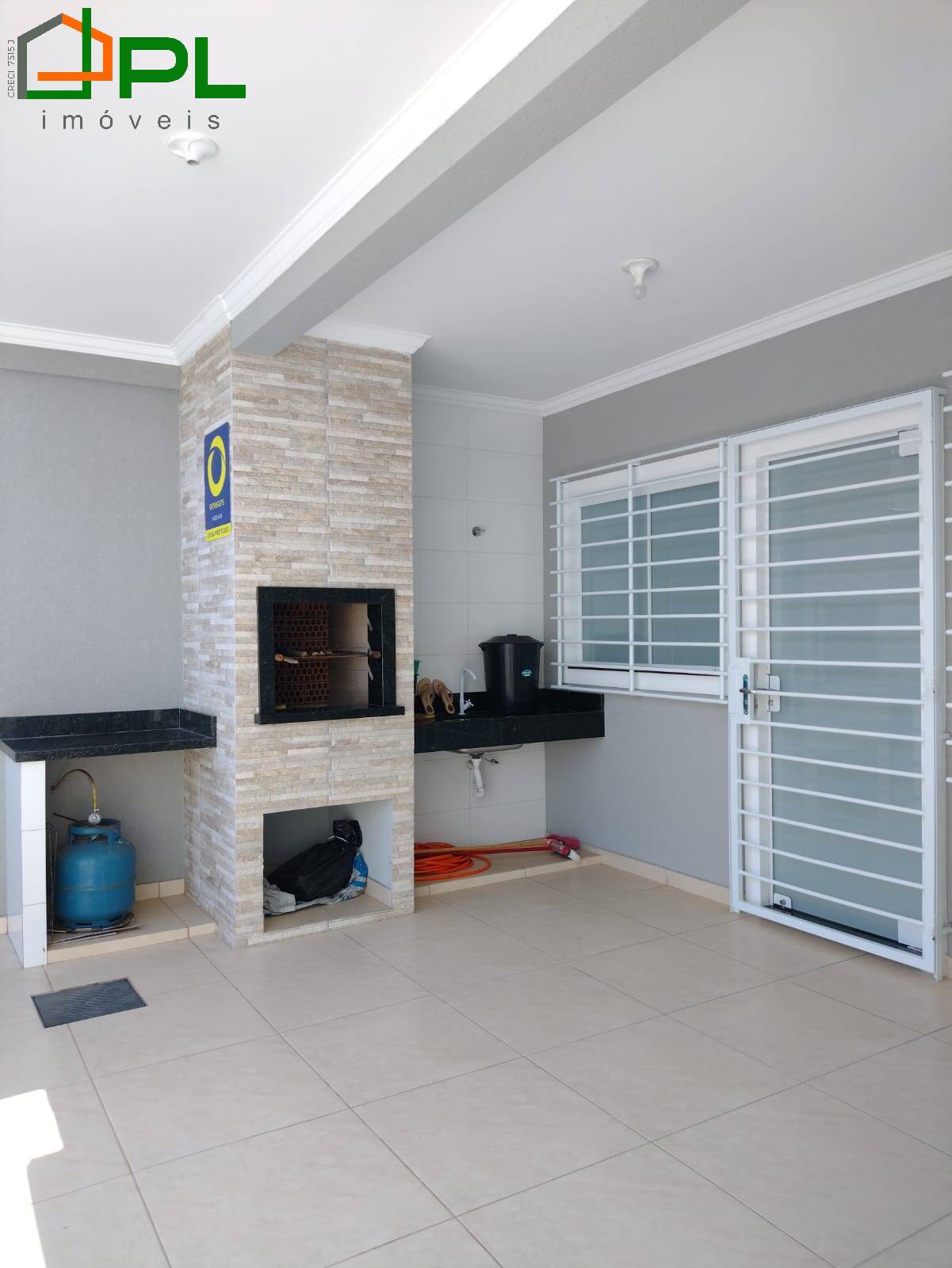 Casa à venda com 3 quartos, 89m² - Foto 18