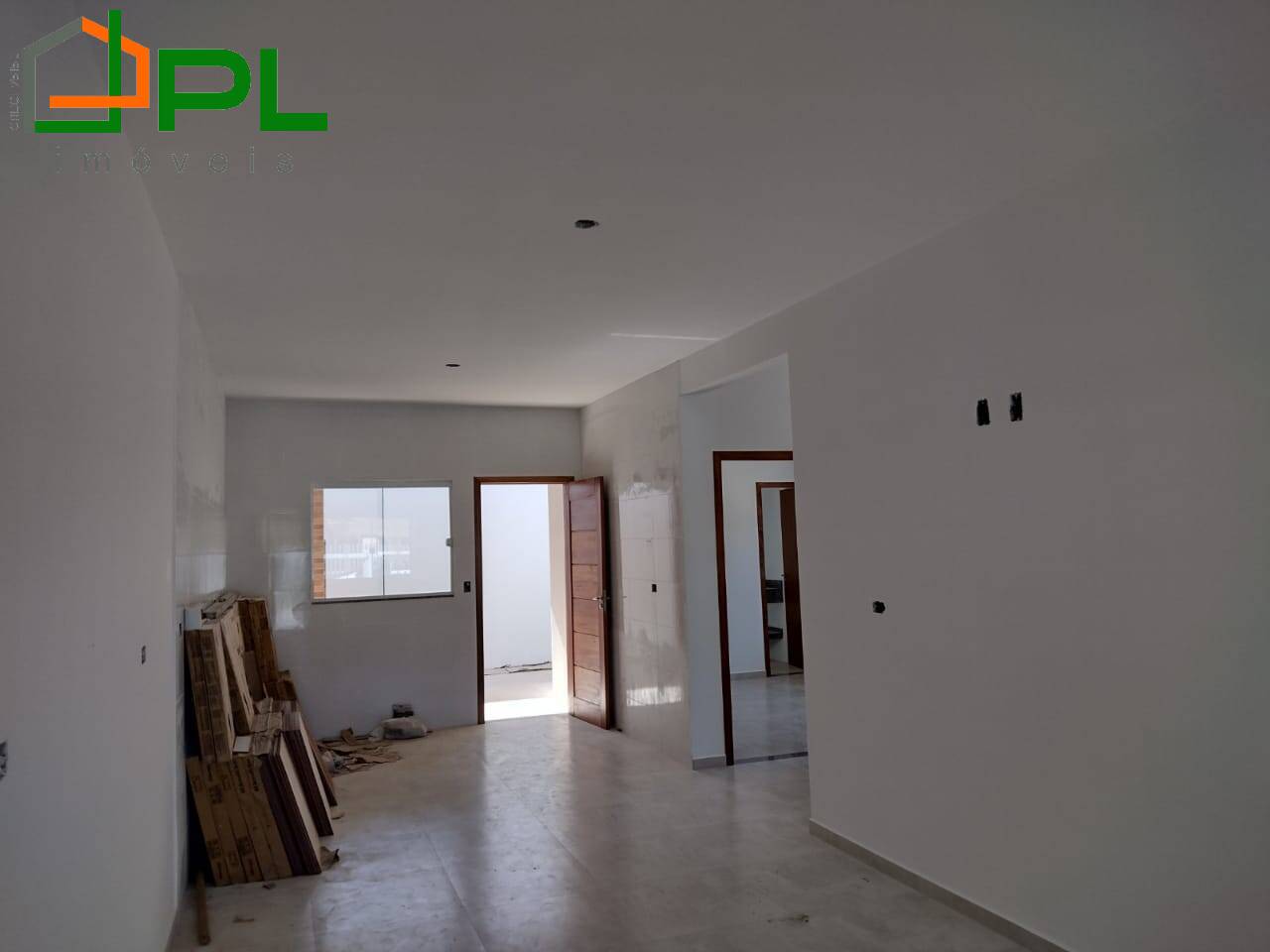 Casa à venda com 3 quartos, 95m² - Foto 4