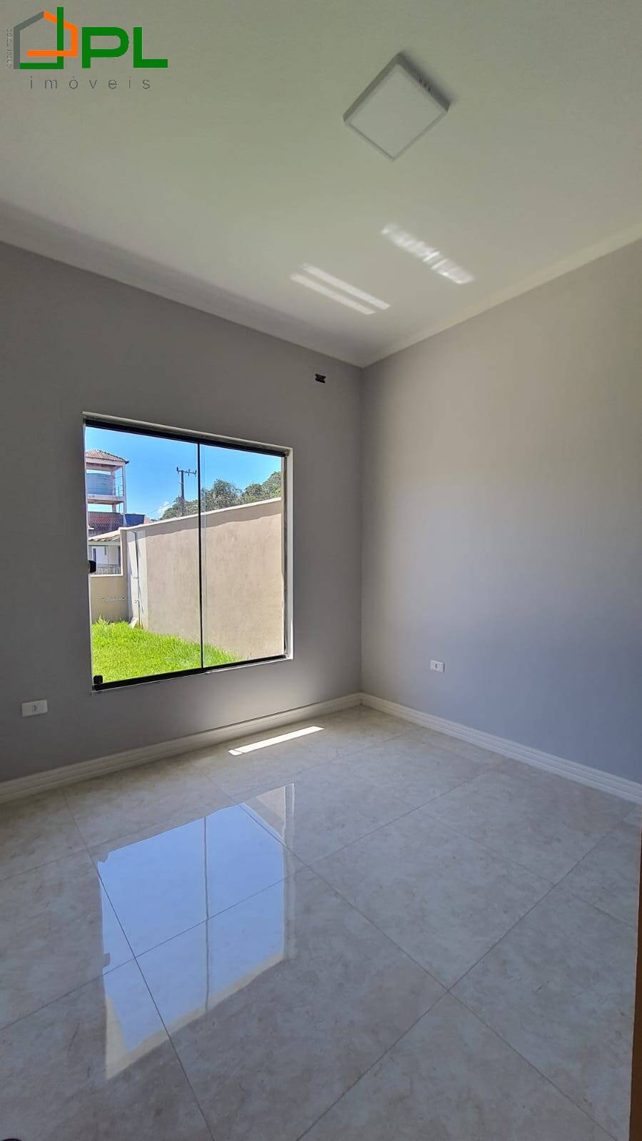 Casa à venda com 3 quartos, 90m² - Foto 8