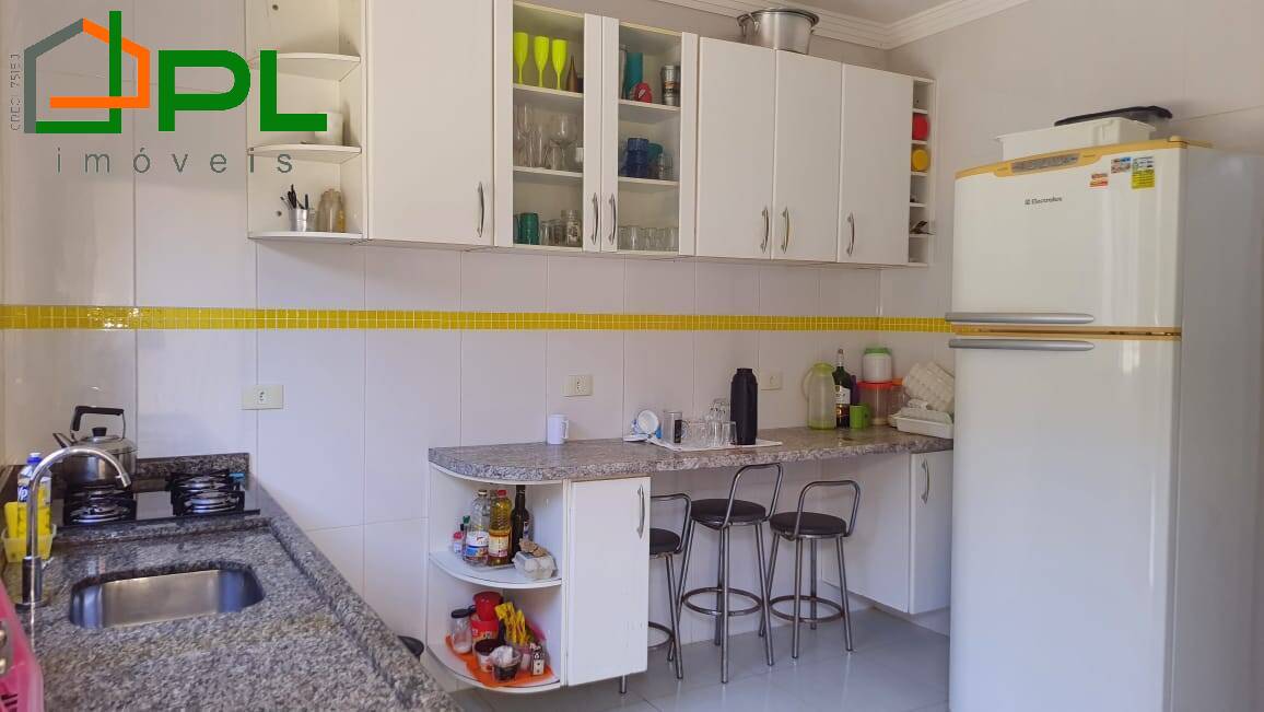 Sobrado à venda com 4 quartos, 230m² - Foto 3