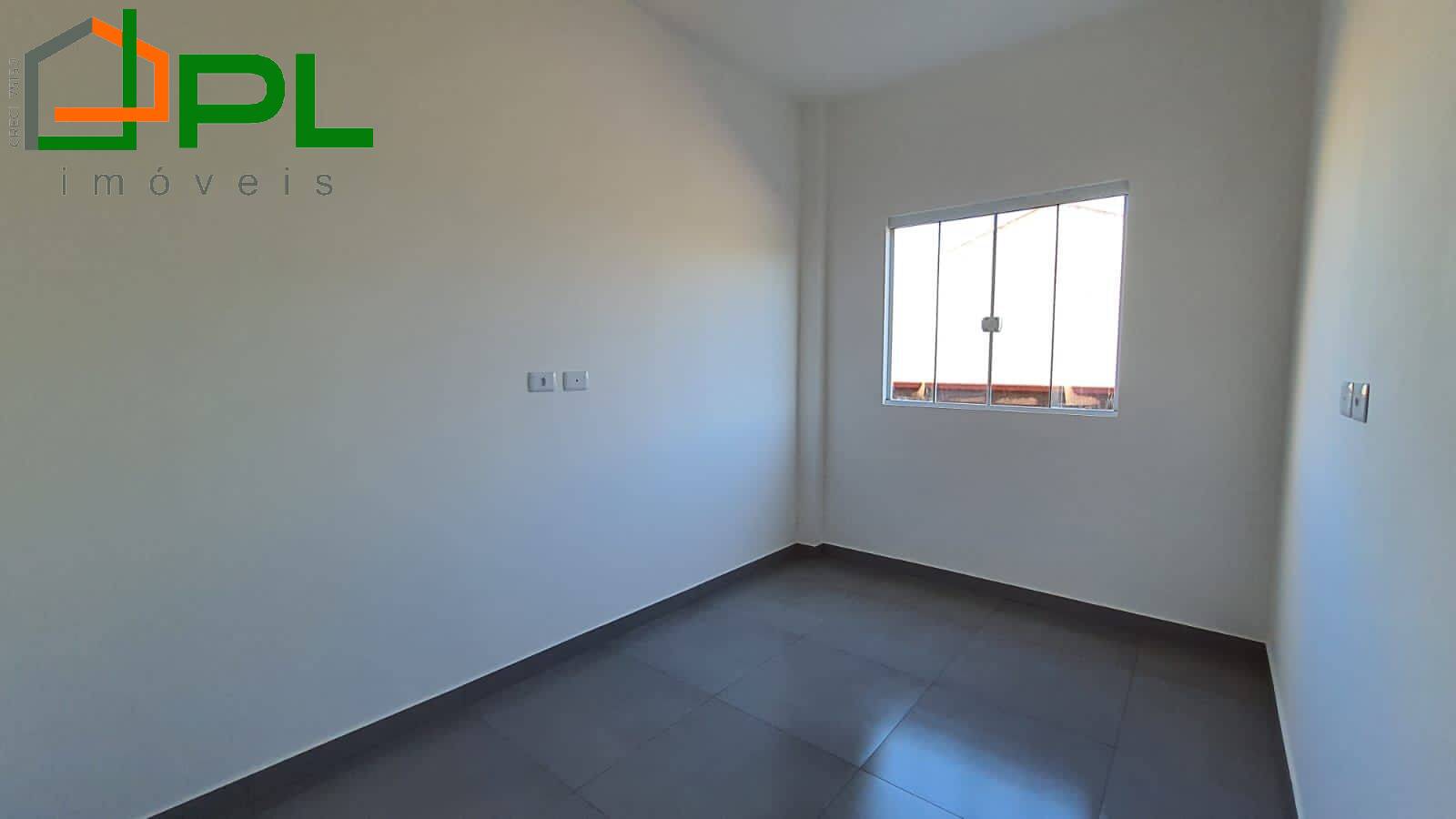 Casa à venda com 3 quartos, 90m² - Foto 8