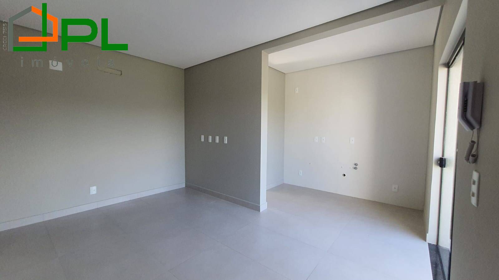 Apartamento à venda com 2 quartos, 55m² - Foto 3