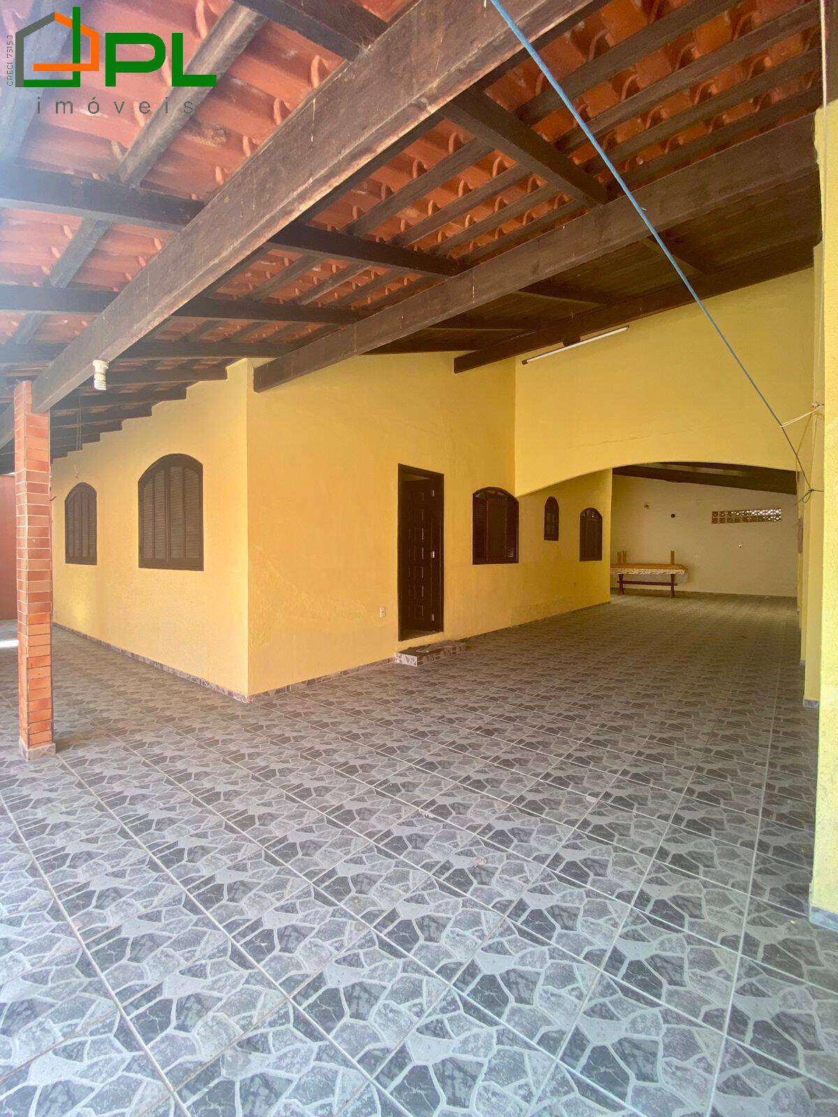 Casa à venda com 3 quartos, 180m² - Foto 3