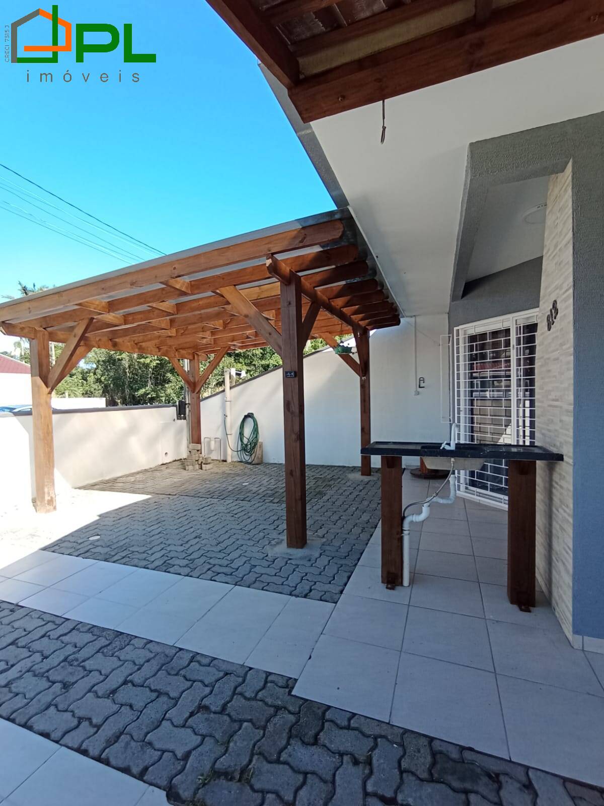 Casa à venda com 3 quartos, 72m² - Foto 4