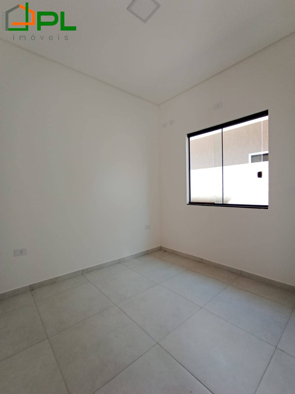 Casa à venda com 3 quartos, 59m² - Foto 3