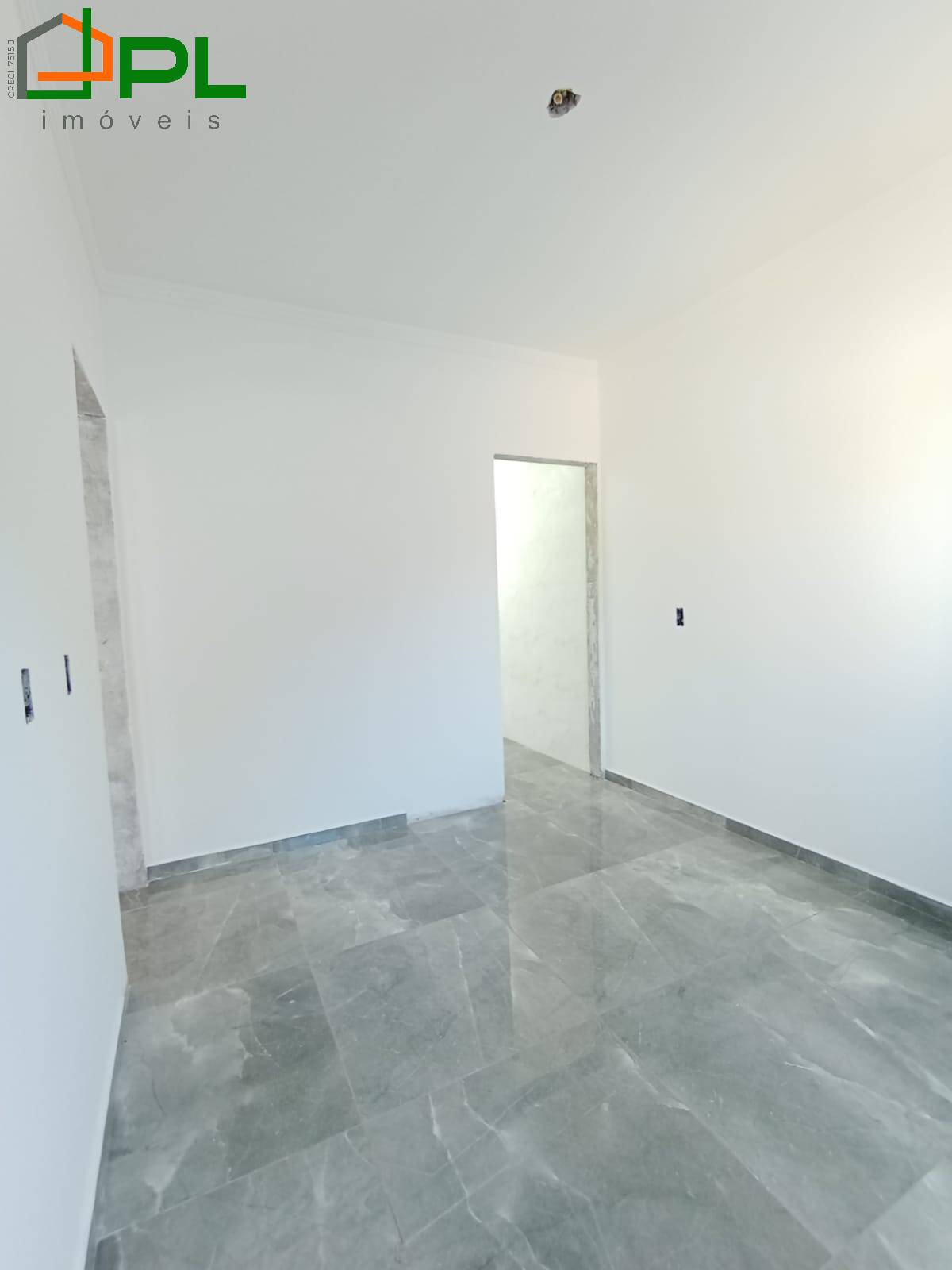 Casa à venda com 3 quartos, 78m² - Foto 4