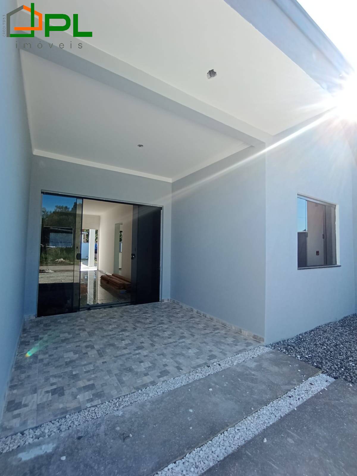 Casa à venda com 3 quartos, 78m² - Foto 2