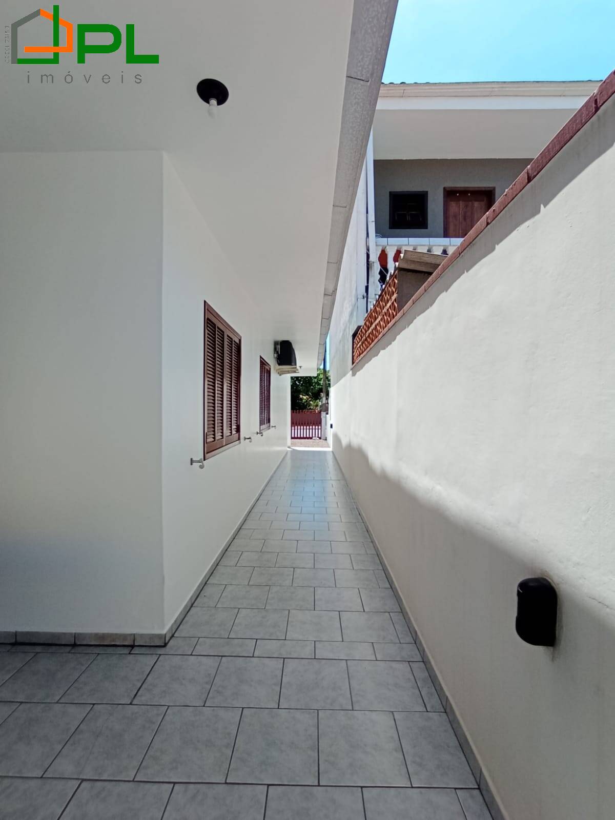 Casa à venda com 3 quartos, 152m² - Foto 10